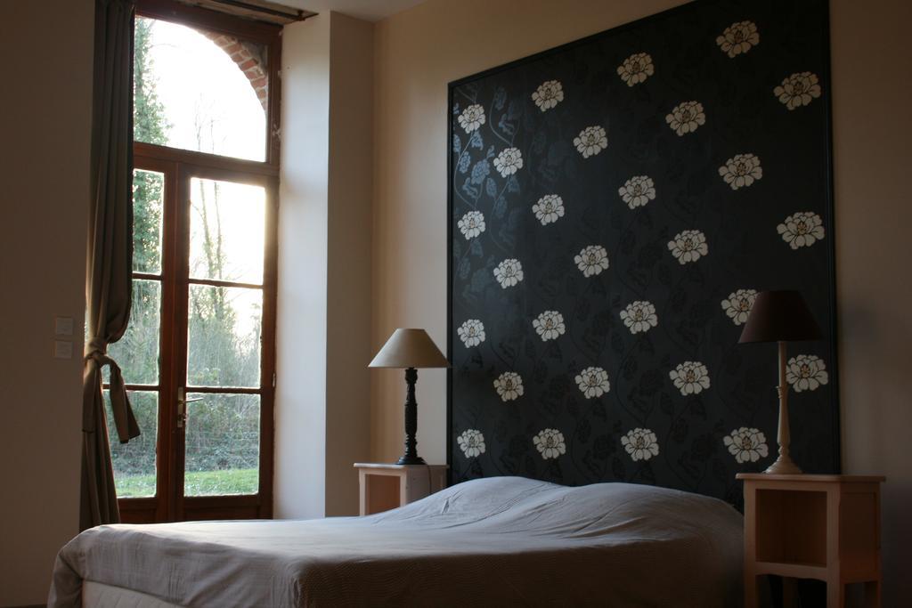 B&B Le Logis De Bois Renard Saint-Laurent-Nouan Habitación foto